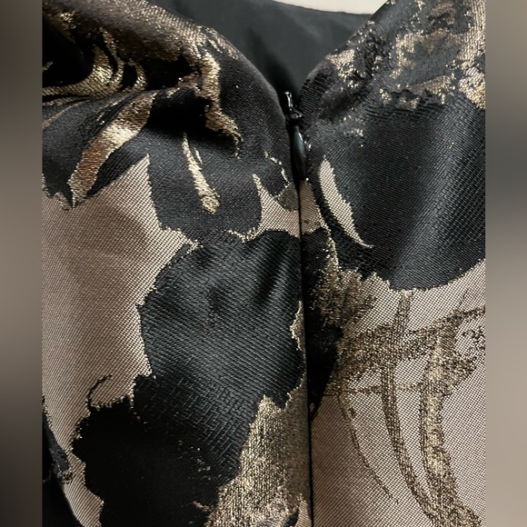 Adrianna Papell Floral-Print Metallic A-Line Dress - Picture 5 of 13